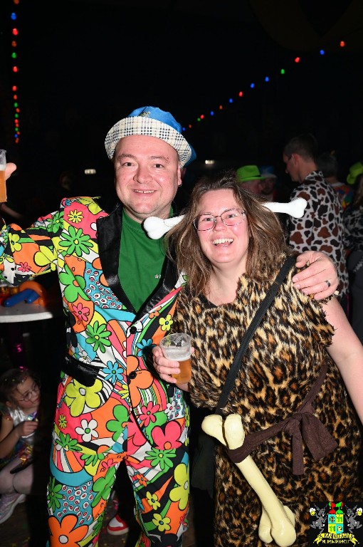 ../Images/Steegfeest XL 105.jpg